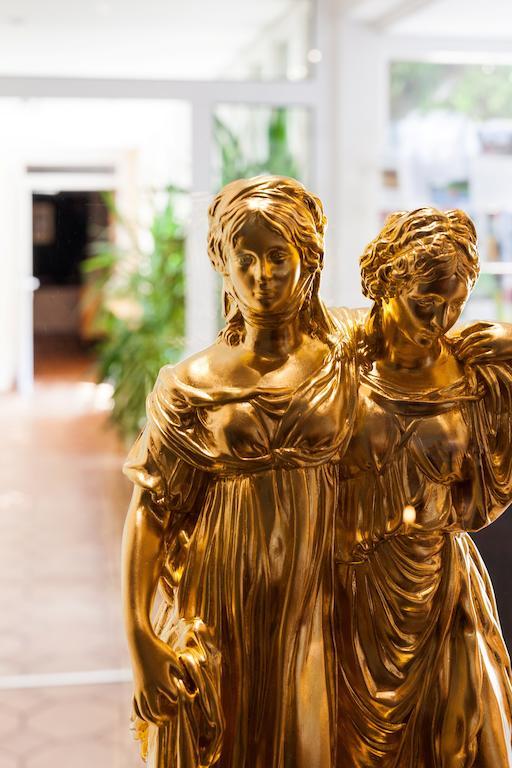 Hotel Garni Schlossgarten Neustrelitz Ngoại thất bức ảnh